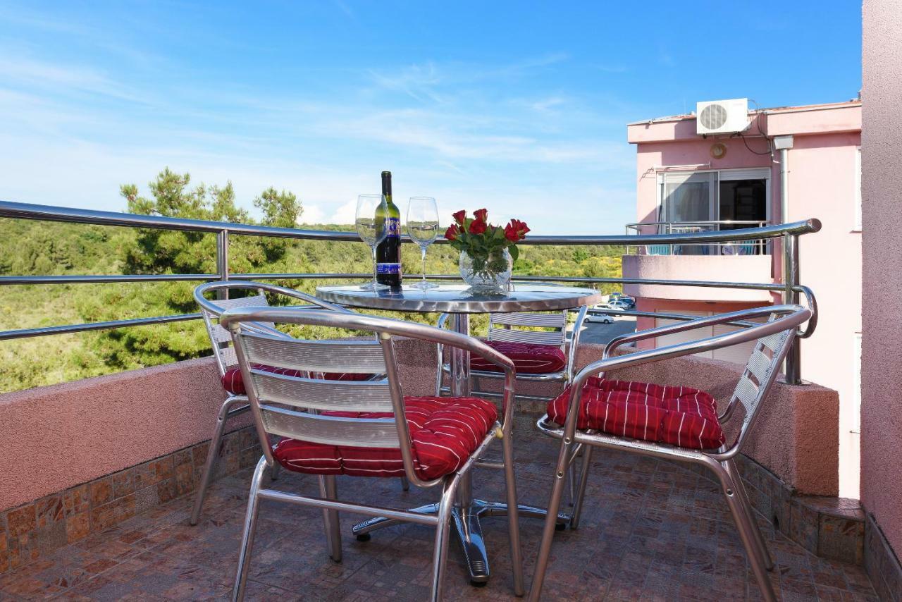 Apartment Lola Maria ซาดาร์ ภายนอก รูปภาพ